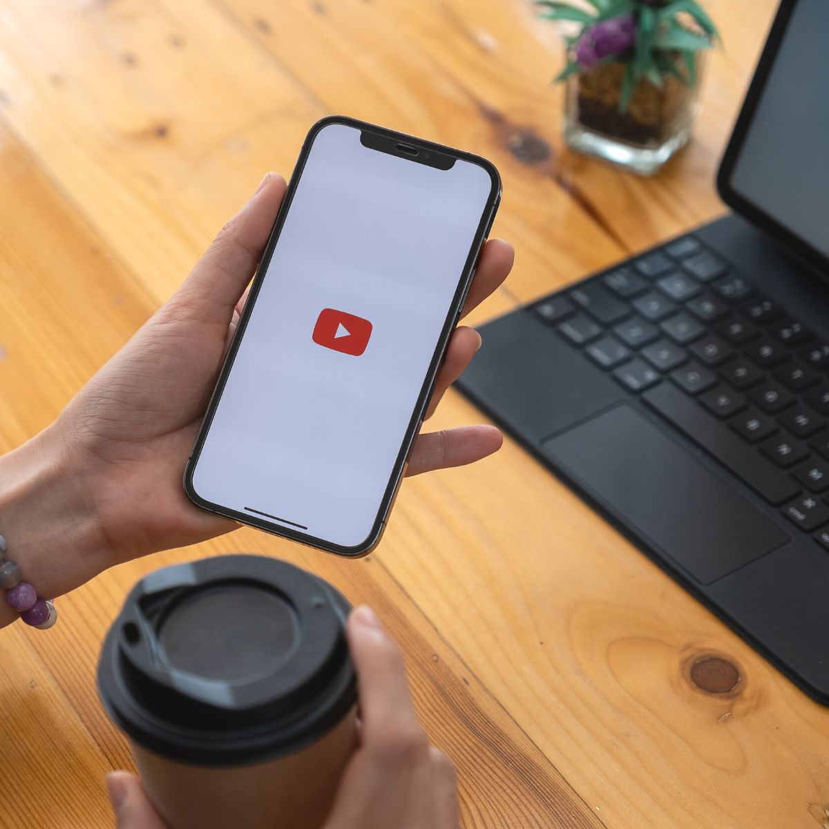 How To Use Videos To Reach Customers at Every Stage of the Sales Funnel